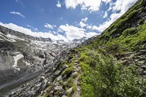 Hiking trail in Bergladnschaft
