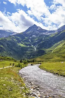 Hiking trail along the Nassfeld Ache