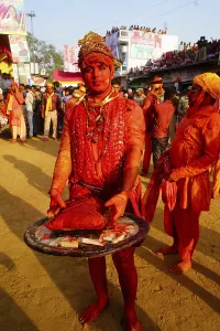 Hindu man ready for Lathmar Holi festival