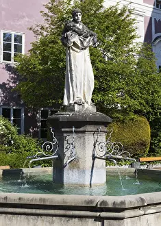 Historic fountain in the BergstraBe