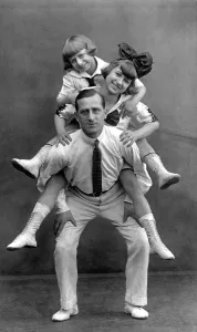 Historic photograph, father with his two children