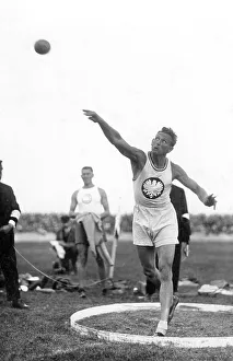 Historic photograph, shotputter, around 1930