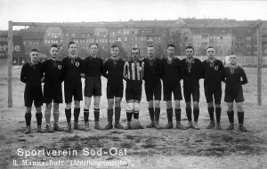 Historic photograph, soccer team, around 1920