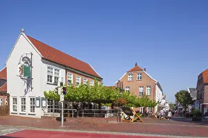 Historic restaurant Haus der Getreuen in the pedestrian zone SchlachtstraBe
