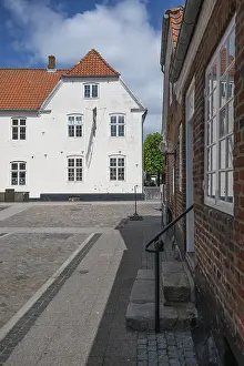 Historic whitewashed building, Old Town