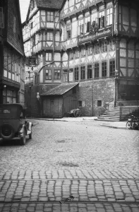 Historical image of Weinhandlung zur Domschaenke