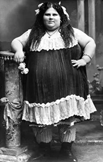 Historical photo, obese woman, ca. 1915
