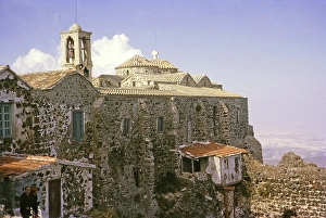 Historische Klostergebaeude auf dem Berggipfel, Kloster Stavrovouni, Zypern 196s
