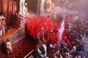 Category Historic EN Prints: Holi festival at banke bihari temple
