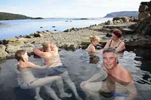 Hot Pot, Hellulaug, Flokalundur