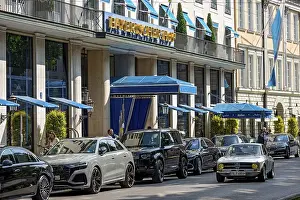 Hotel Bayerischer Hof with Palais Montgelas