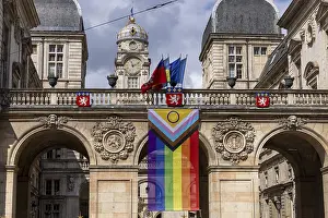 Hotel de Ville, city hall with rainbow flag