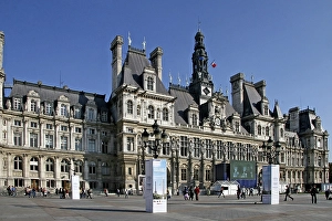 Hotel de Ville Town Hall, Detail