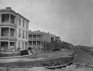 In front of a house on the river side of the city of Charleston in the state of South Carolina
