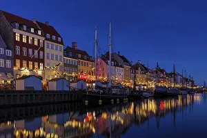 Houses at Nyhavn waterfront with Christmas decorations