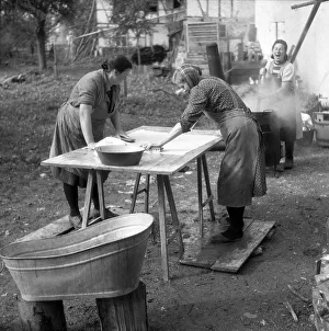 Housework approx. 1945 to 1955