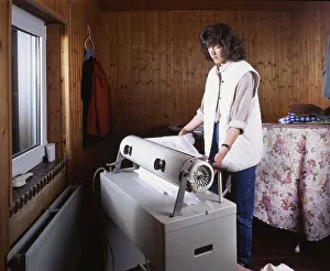 The housework of a housewife, here on 01