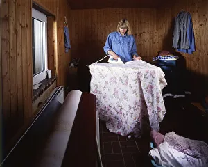 The housework of a housewife, here on 01