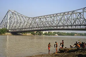Howrah bridge known rabindra setu on hooghly river