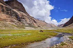 Category Buddhism Prints: Huge gorge, Kailash Kora, Western Tibet, Asia