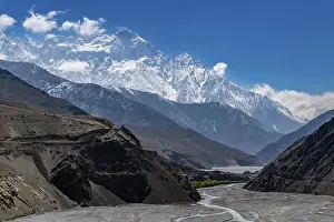 Huge riverbed before the Annapurna mountain range
