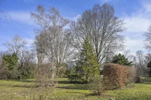I. EisackstraBe Municipal Cemetery