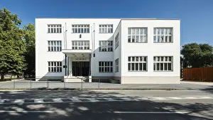 ibxrpo14413100.jpg