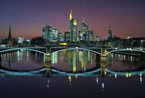 Ignatz Bubis Bridge and the Frankfurt skyline