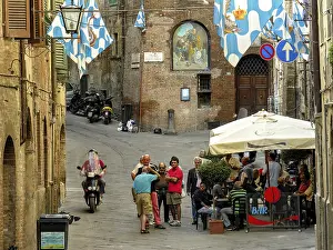 Il Palio di Siena, historical horse race