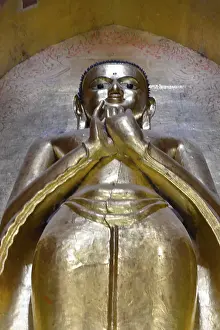Impressive large Buddha statue in prayer position