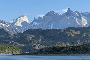Impressive scenery on Lago Grey