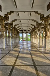 Independence Memorial Hall in Cinnamon Gardens