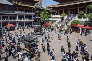 Inner Courtyard, Jing'an Temple