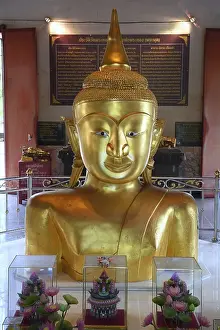 Interior with Buddha statue, Temple Wat Phra Thong
