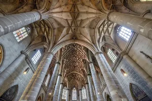 Interior view of the Heilig-Kreuz-Munster in Schwabisch Gmund with its net vaulting