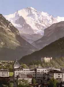 Interlaken, Hotels, Bernese Oberland