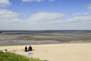Jade Bay with sandy beach at the spa hotel