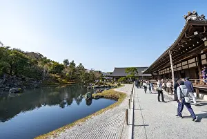 Japanese garden with Sogenchi Teien pond