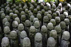 Many Jizos image. Shooting Location: Kamakura City