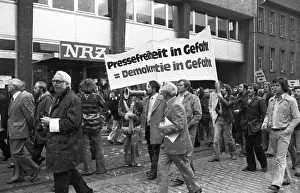 Several hundred journalists and employees of the publishing houses of the newspapers WAZ