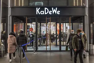 Kadewe from outside in the glow of lights