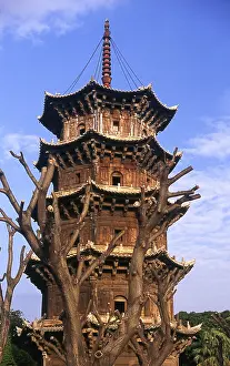 Kaiyuan Si (Kaiyuan Temple) is Quanzhou's largest Buddhist temple