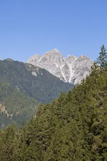 Kalkkogel mountains seen from Pinnistal in the Stubai Alps