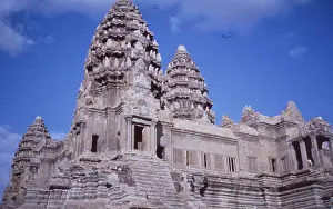 Kambocha: The Khmer temple ruins in Ankor Wat
