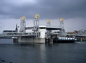 Kampen, Ijssel Bridge