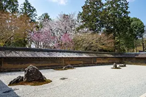 Kare-san-sui Japanese rock garden
