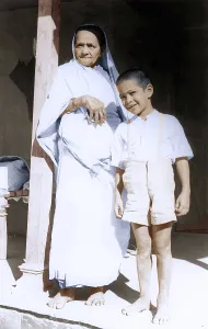 Kasturba Gandhi with Kahandas, Sevagram Ashram, Wardha, Maharashtra, India, Asia, 1939, Asia