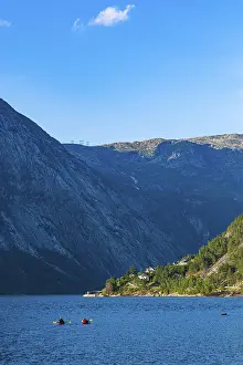 Kayaker in Eidfjord, Eidfjord village