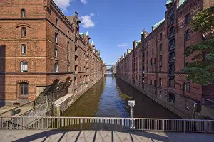 Kehrwiedersteg over the Kehrwiederfleet