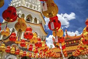 Framed Print : Kek Lok Si Temple decorated for the Chinese New Year celebrations